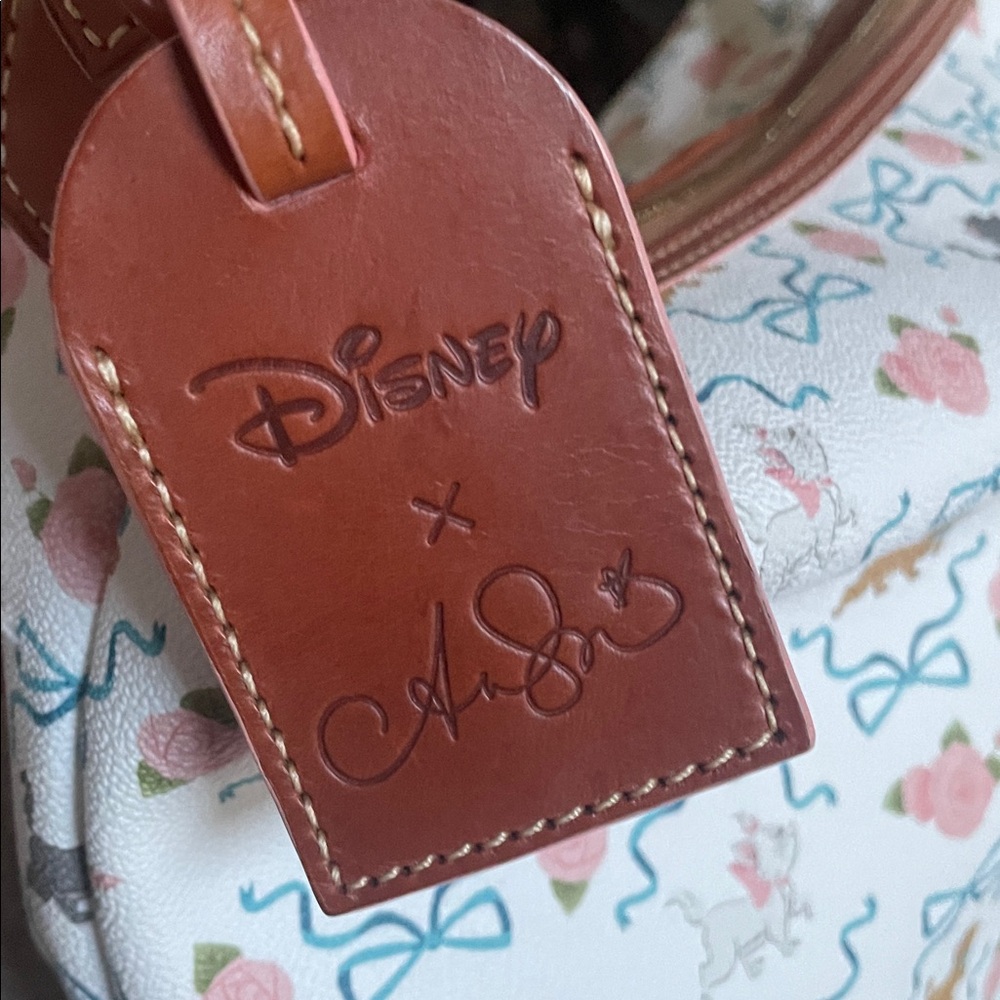 Disney Dooney & Bourke Aristocats Hobo Shoulder Bag - Picture 9 of 9